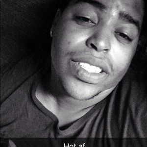 Meet your Posher, Derrian